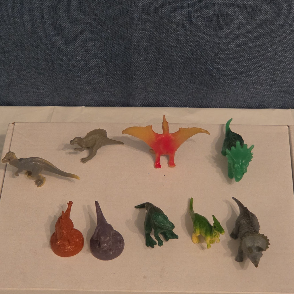 9 Mini Dinosaur Figures Box Set