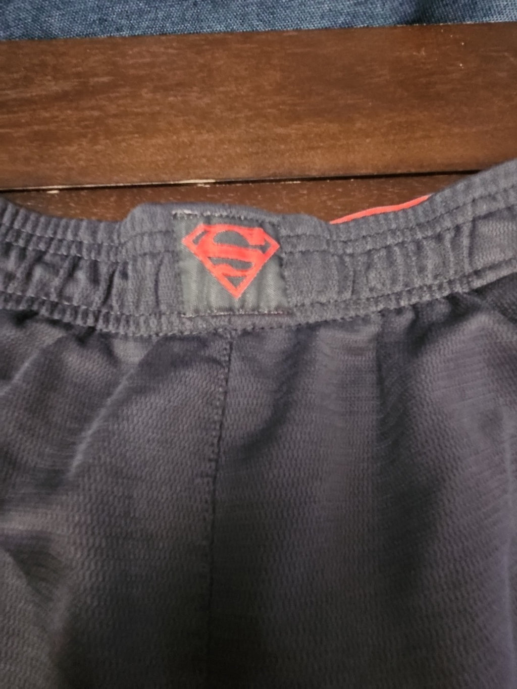 DC Comics Superman Boys Athletic Shorts Size S 6/7 Grey Red Mesh Gym Shorts