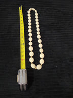 Vintage Cream Lucite Bead Necklace Graduated Flat Oval Disc Chain 32" No Clasp