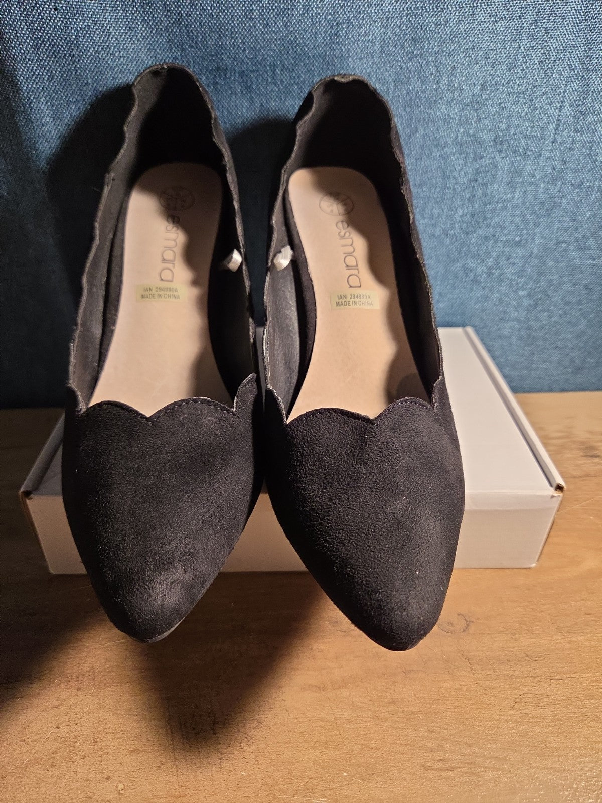 Esmara Black Suede Scalloped Heels Pumps Pointed Toe Size 8