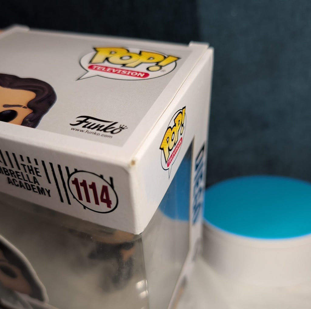 Funko Pop Television Umbrella Academy Diego 1114 Vinyl Figure in Box w Protector