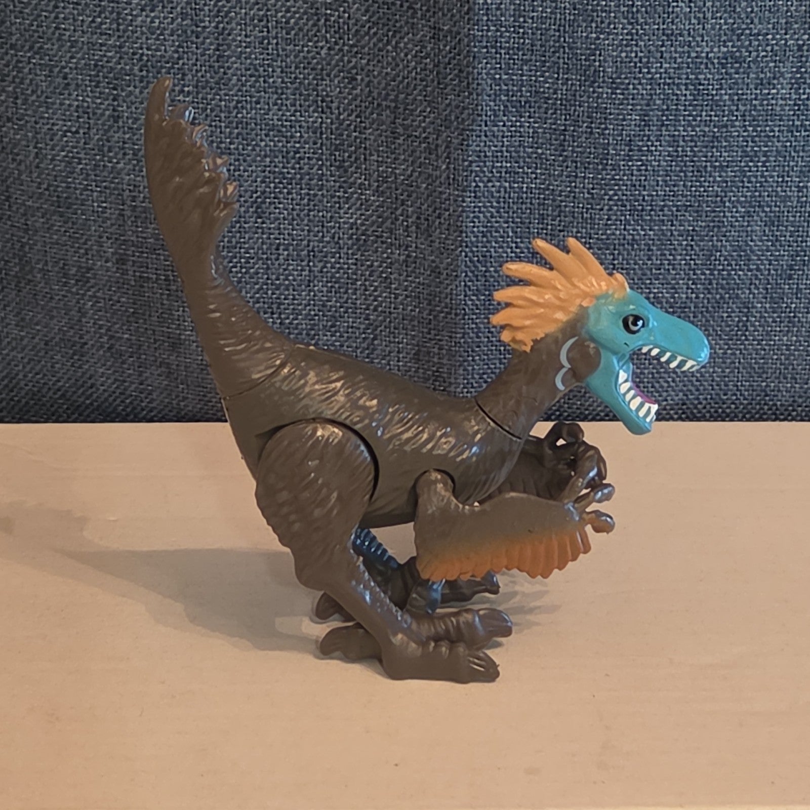 Animal Planet Dino Tower Replacement Raptor Figure Feathered Blue Face Toy