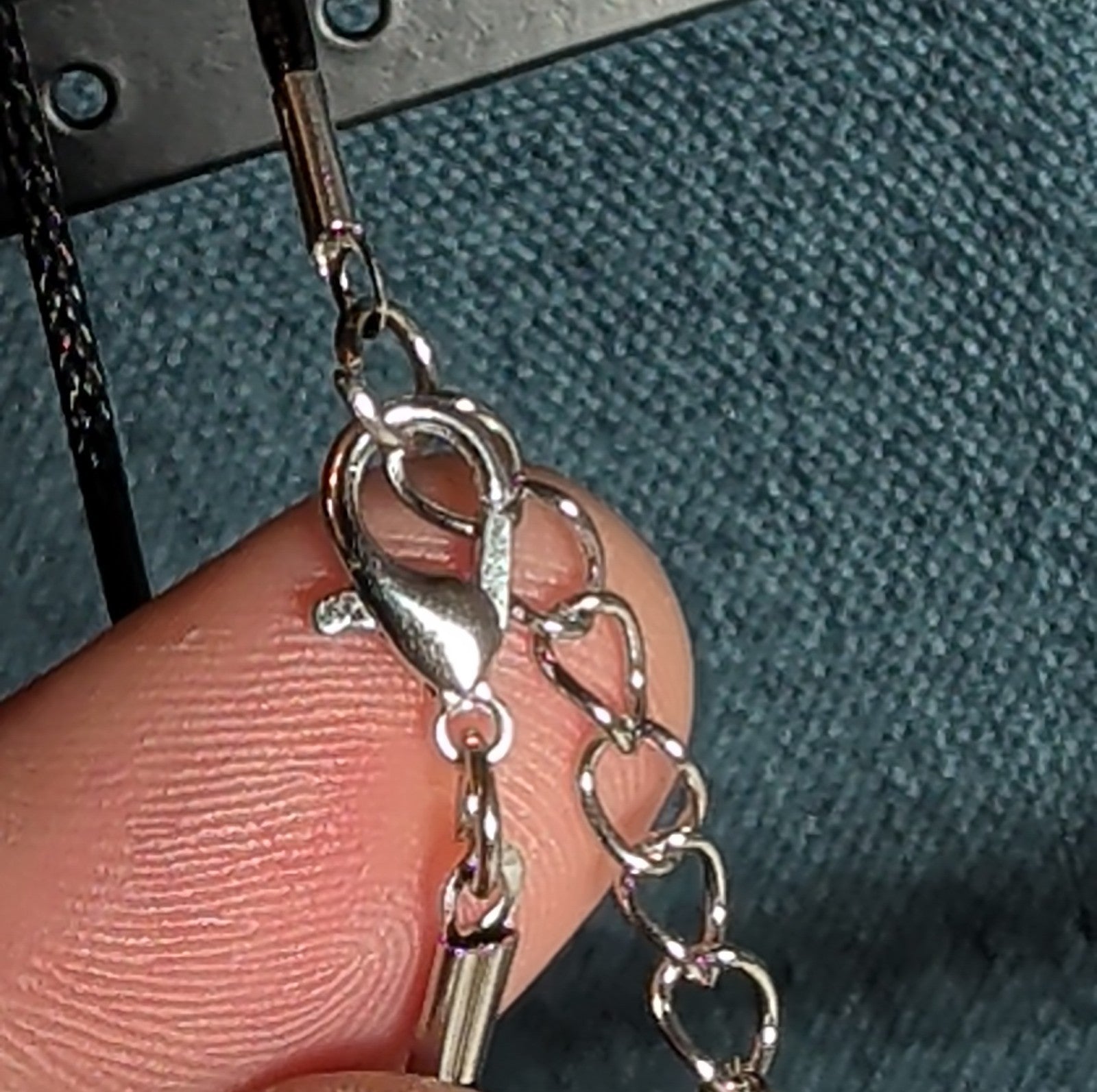 JoJo Bizarre Stand Arrow Killer Queen Metal Pendant