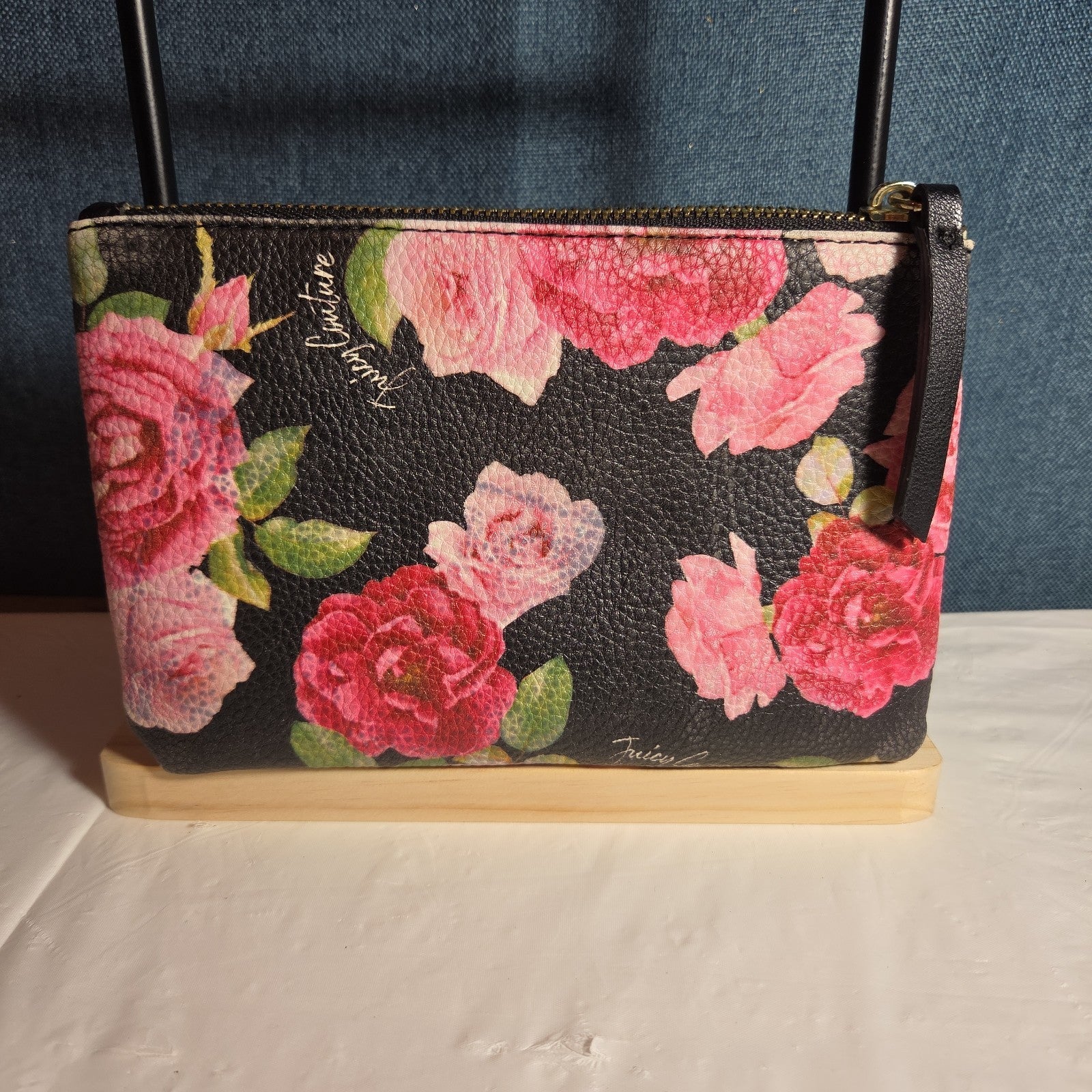 Juicy Couture Rose Floral Zipper Pouch Card Holder Black Pink Y2K