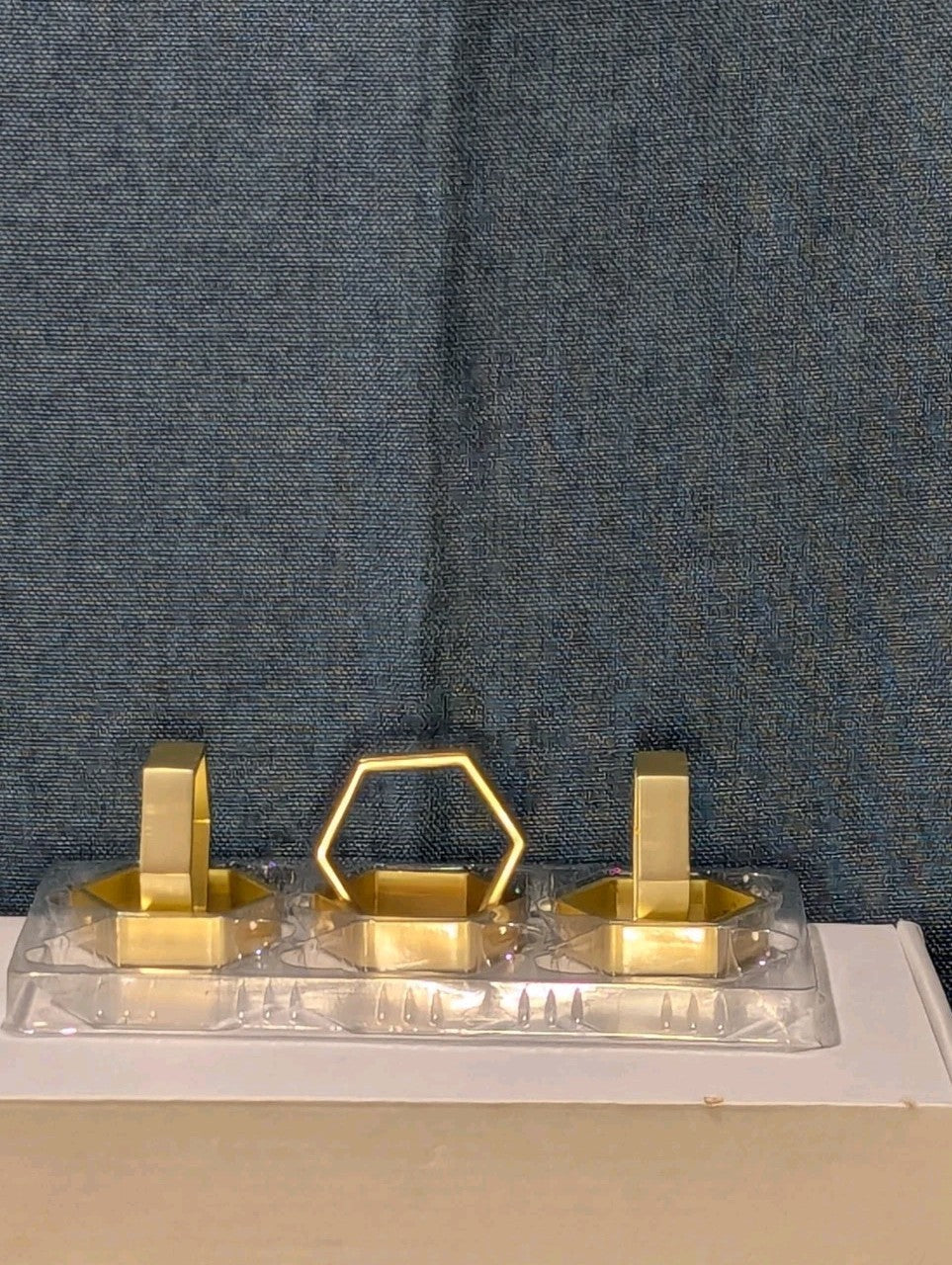 Set of 6 Modern Gold Hexagon Napkin Rings | Metal Geometric Table Decor | NEW