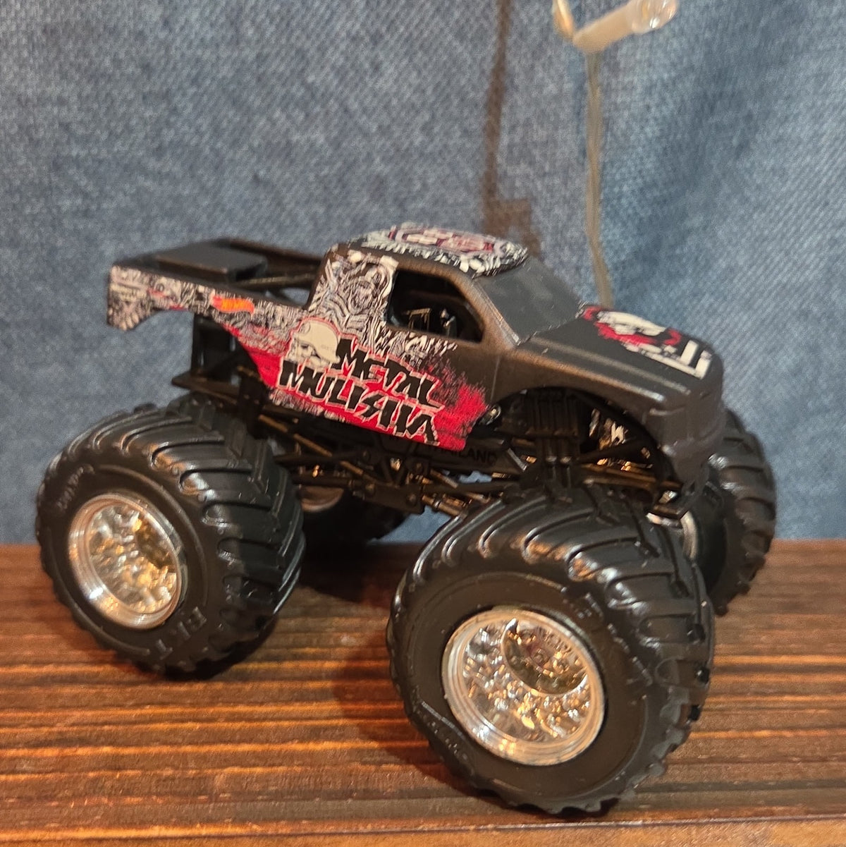 Hot Wheels Monster Jam Metal Mulisha Diecast Truck 2016