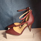 Jessica Simpson Wine Snakeskin Pumps 9M Ankle Strap Pointed Toe Zipper Heels 40