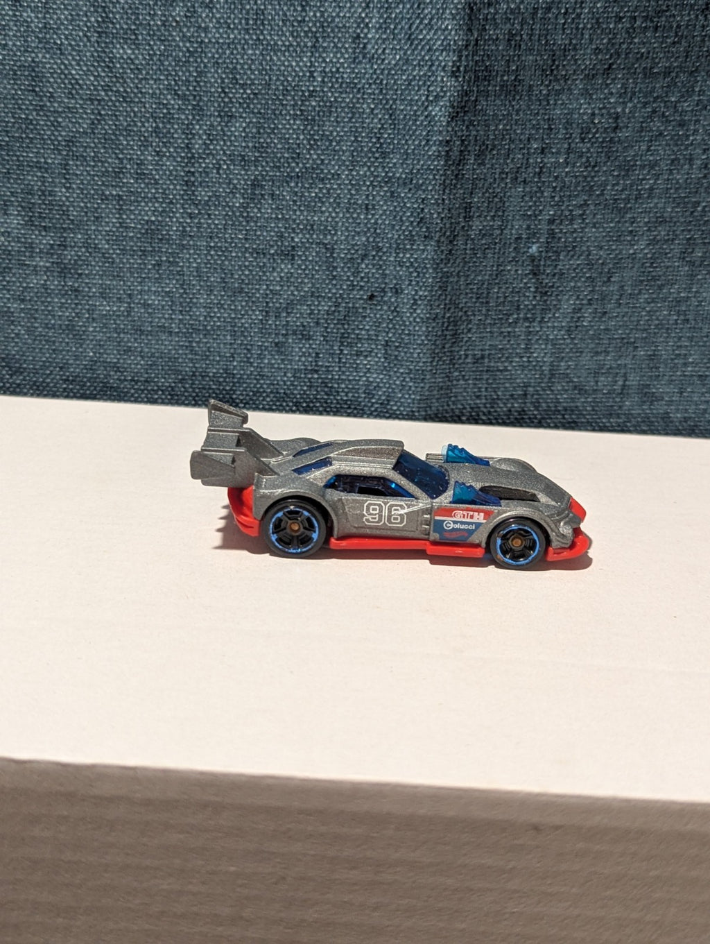 Hot Wheels GT HUNTER 2014 First Edition Night Burnerz #96 Silver Loose | Good