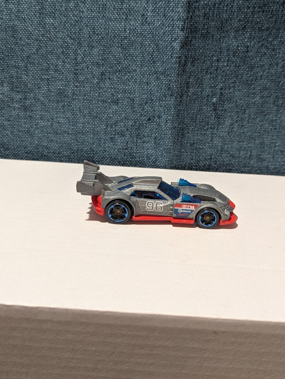 Hot Wheels GT HUNTER 2014 First Edition Night Burnerz #96 Silver Loose | Good