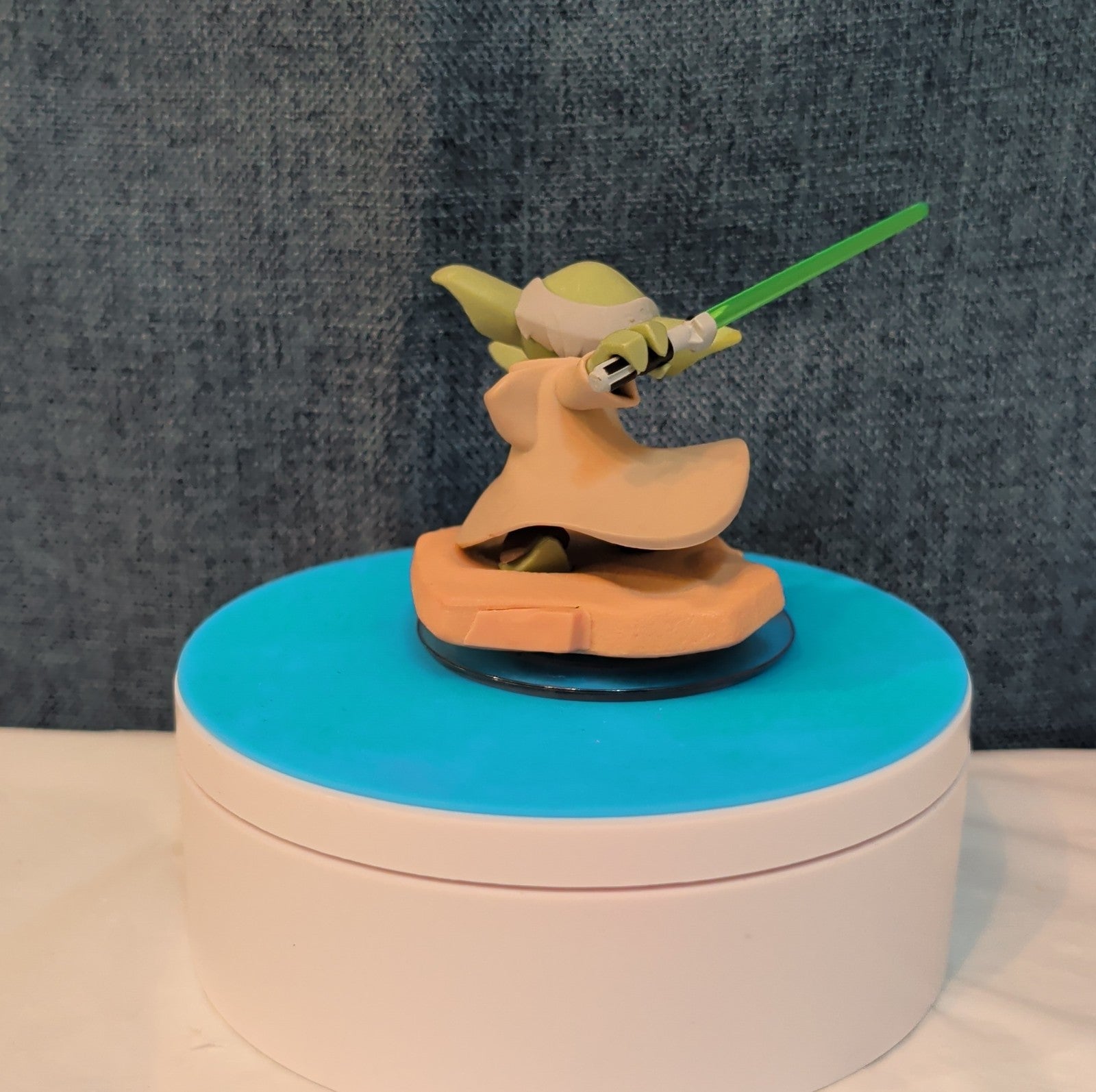 Disney Infinity Yoda Star Wars PVC Figure Loose PreOwned INF-1000202