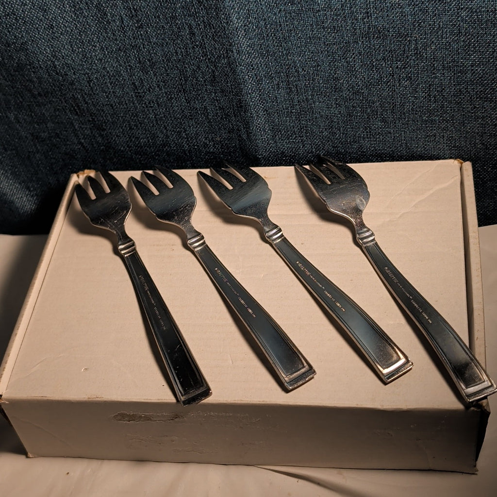 Set of 4 Hampton Silversmiths PORTFOLIO Glossy Salad Forks | 18/0 Stainless 208