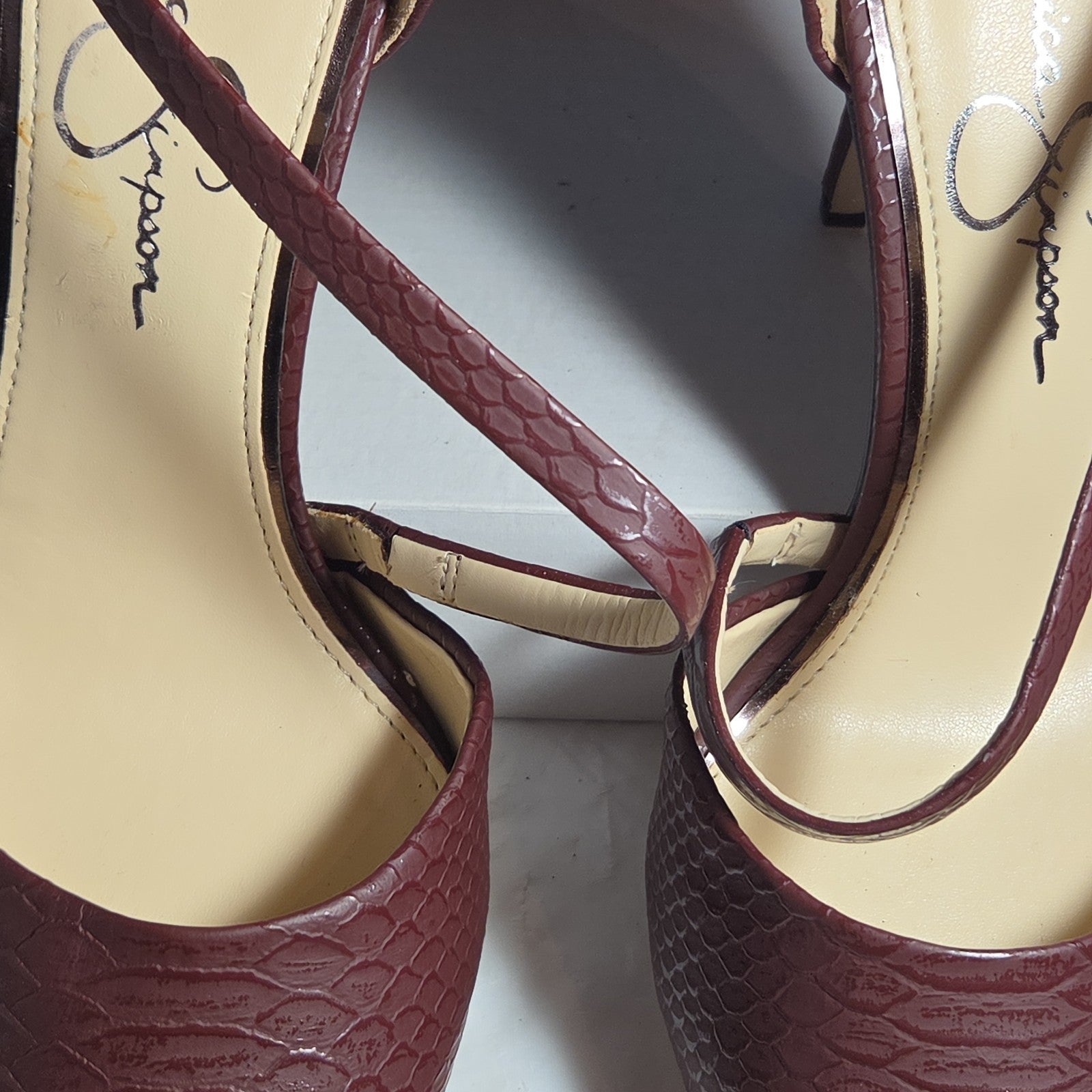 Jessica Simpson Wine Snakeskin Pumps 9M Ankle Strap Pointed Toe Zipper Heels 40