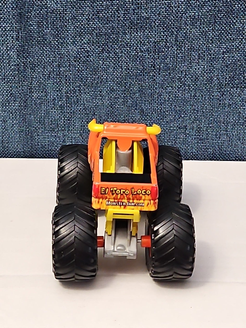 Hot Wheels El Toro Loco Monster Truck | Orange Crazy Bull | 1:64 Scale