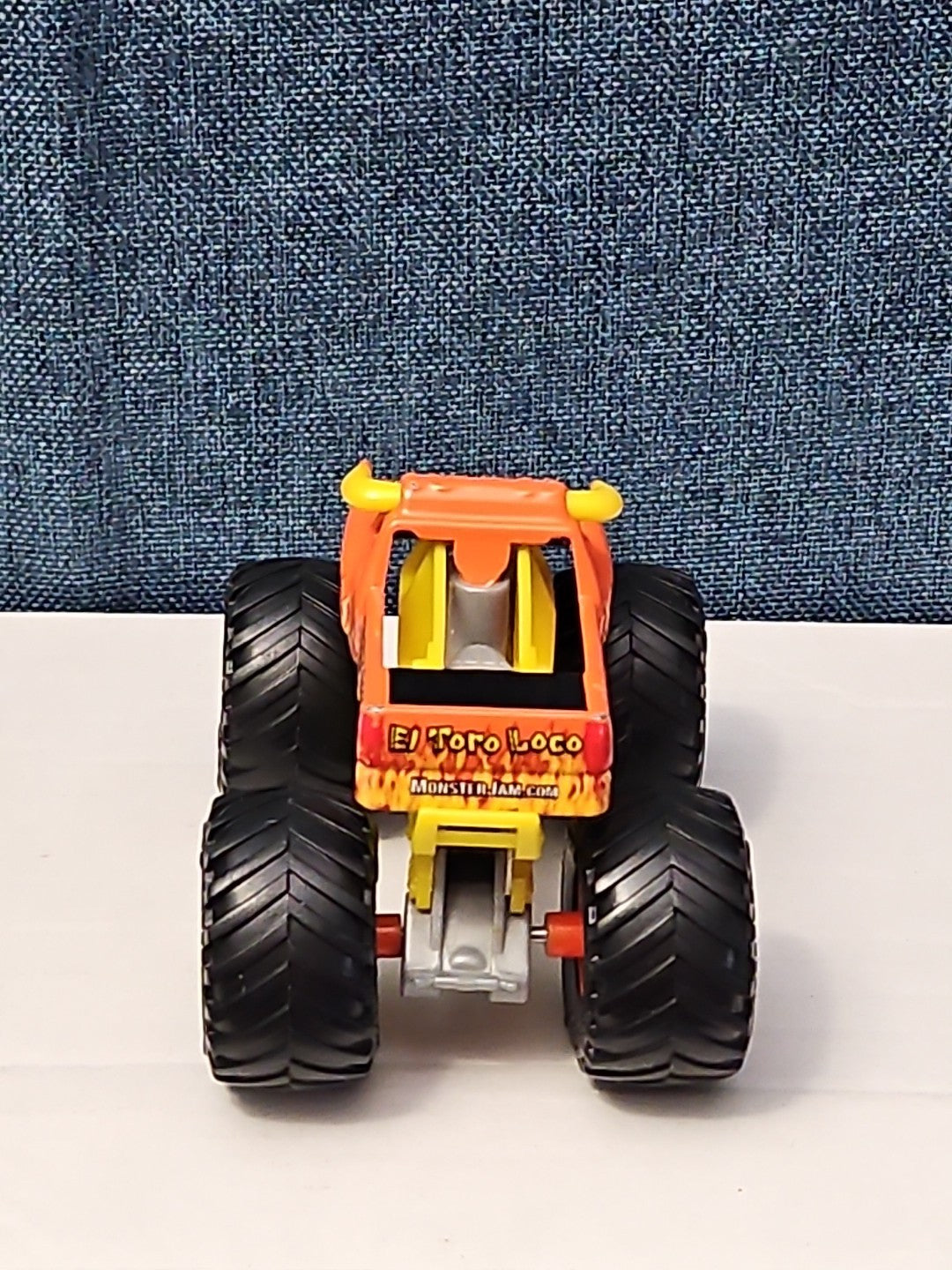 Hot Wheels El Toro Loco Monster Truck | Orange Crazy Bull | 1:64 Scale