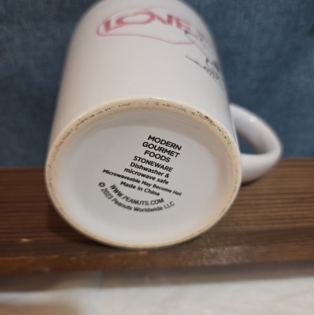 Peanuts Snoopy Love Smak 16oz Ceramic Mug Woodstock Heart Cartoon Valentine