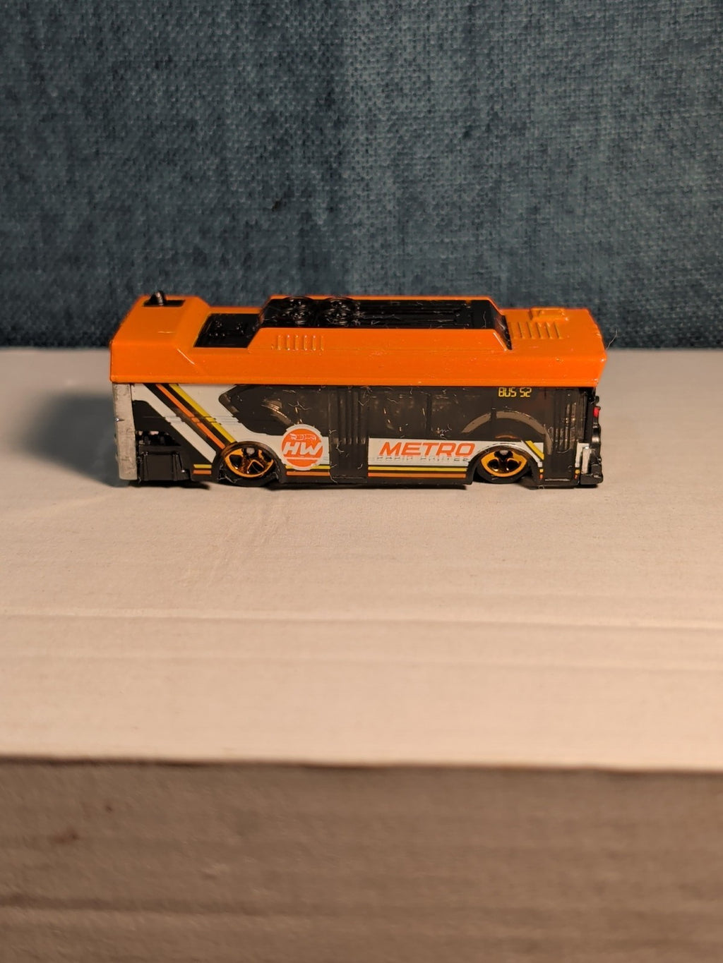 Hot Wheels Ain't Fare Bus | 2020 HW Metro "Rapid Routes" |  Diecast City Bus