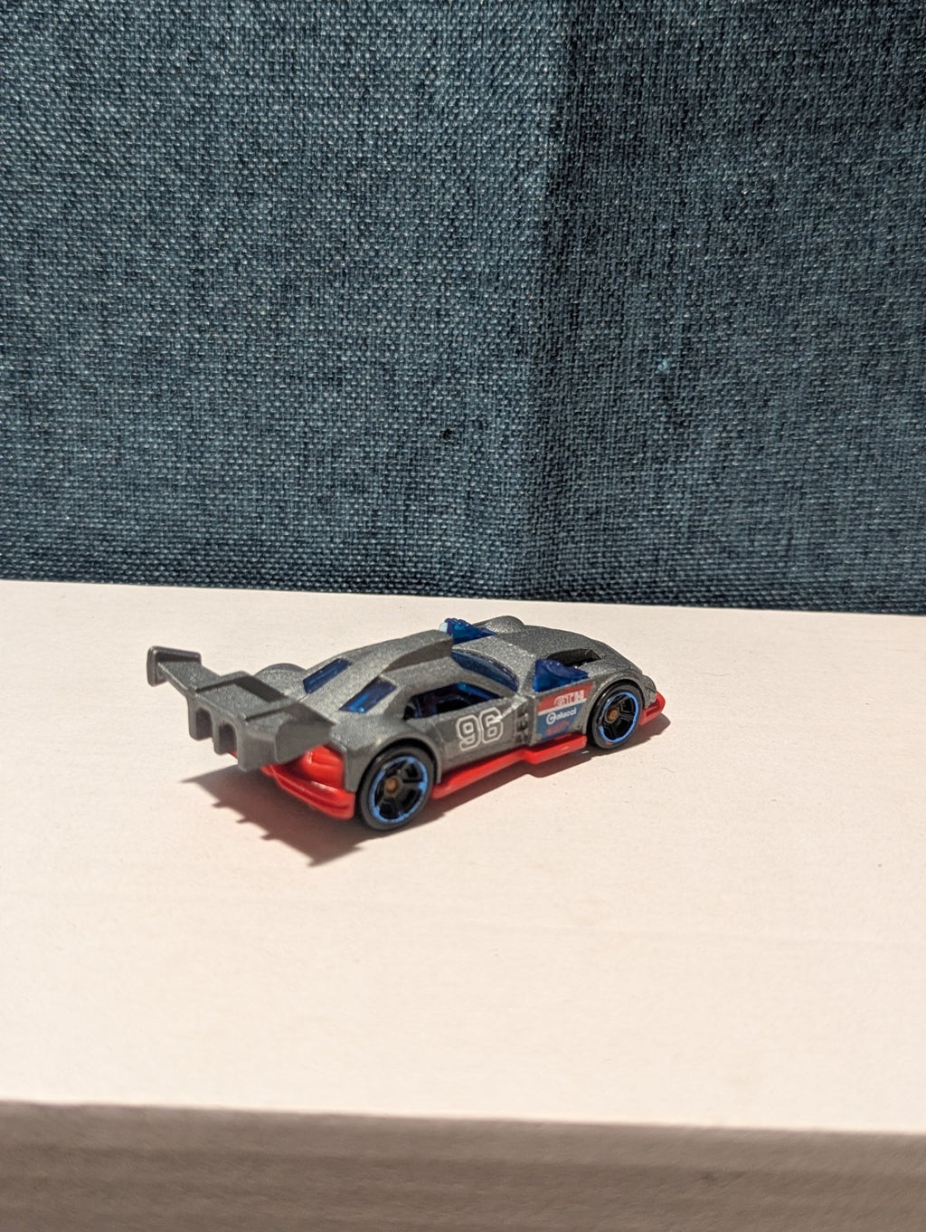 Hot Wheels GT HUNTER 2014 First Edition Night Burnerz #96 Silver Loose | Good
