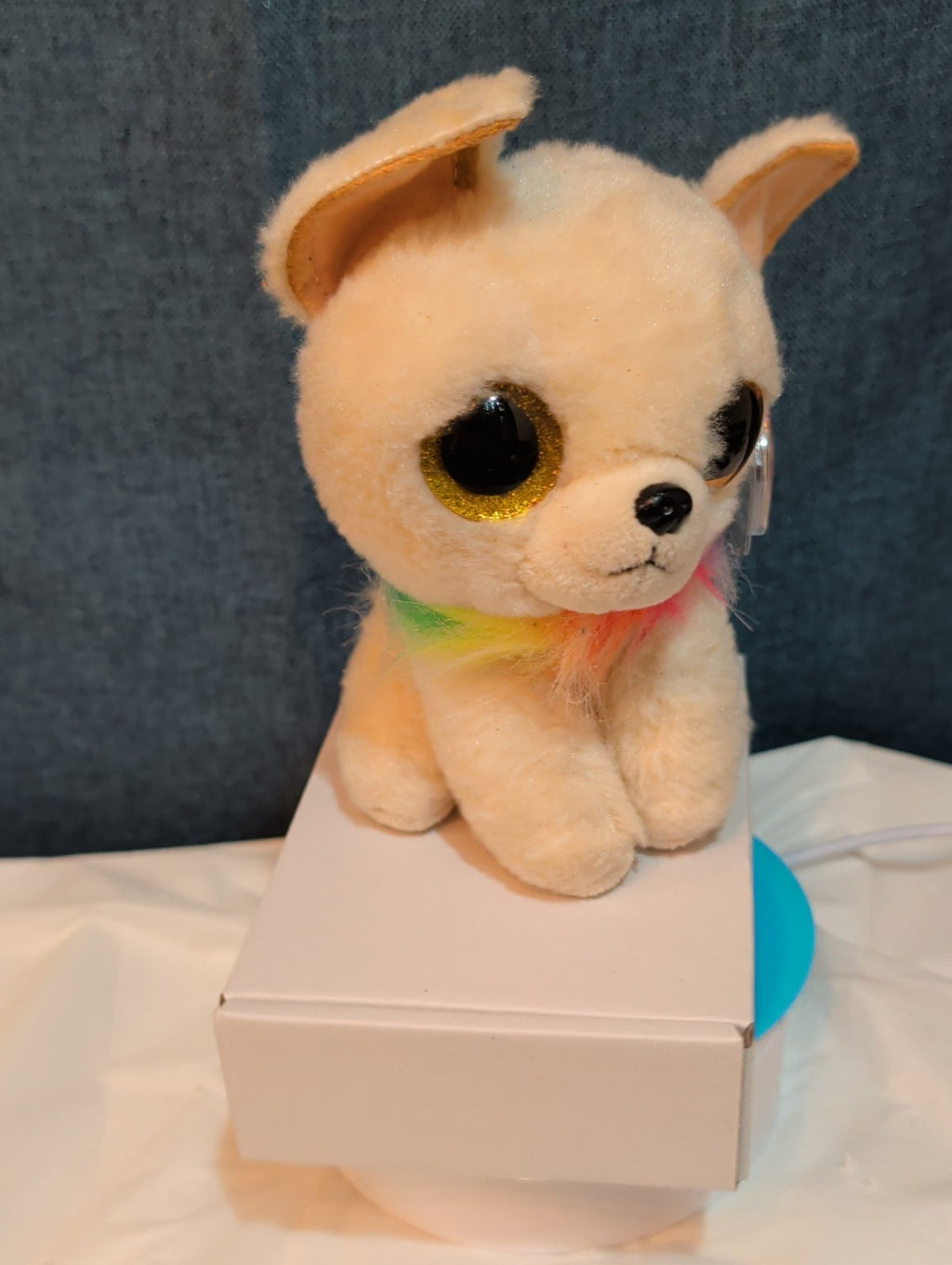 Ty Beanie Boos Chewey Chihuahua Rainbow Collar Gold Glitter Eyes 6" Plush