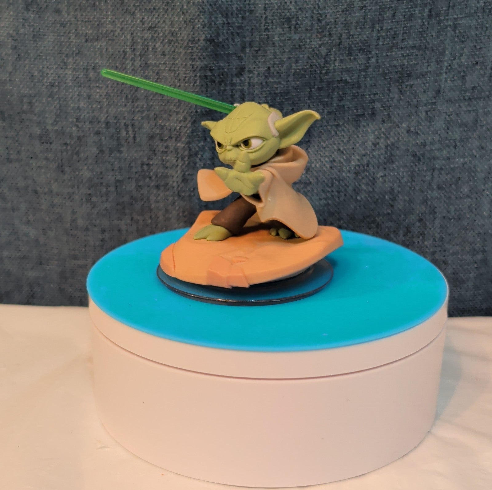 Disney Infinity Yoda Star Wars PVC Figure Loose PreOwned INF-1000202