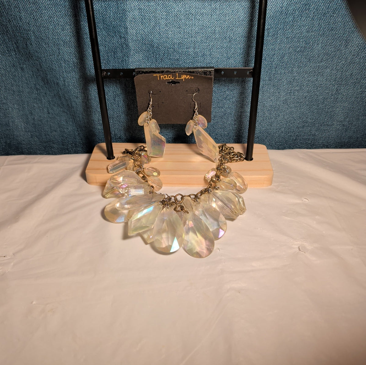 Traci Lynn Iridescent Statement Bib Necklace Earring Set Vintage Style