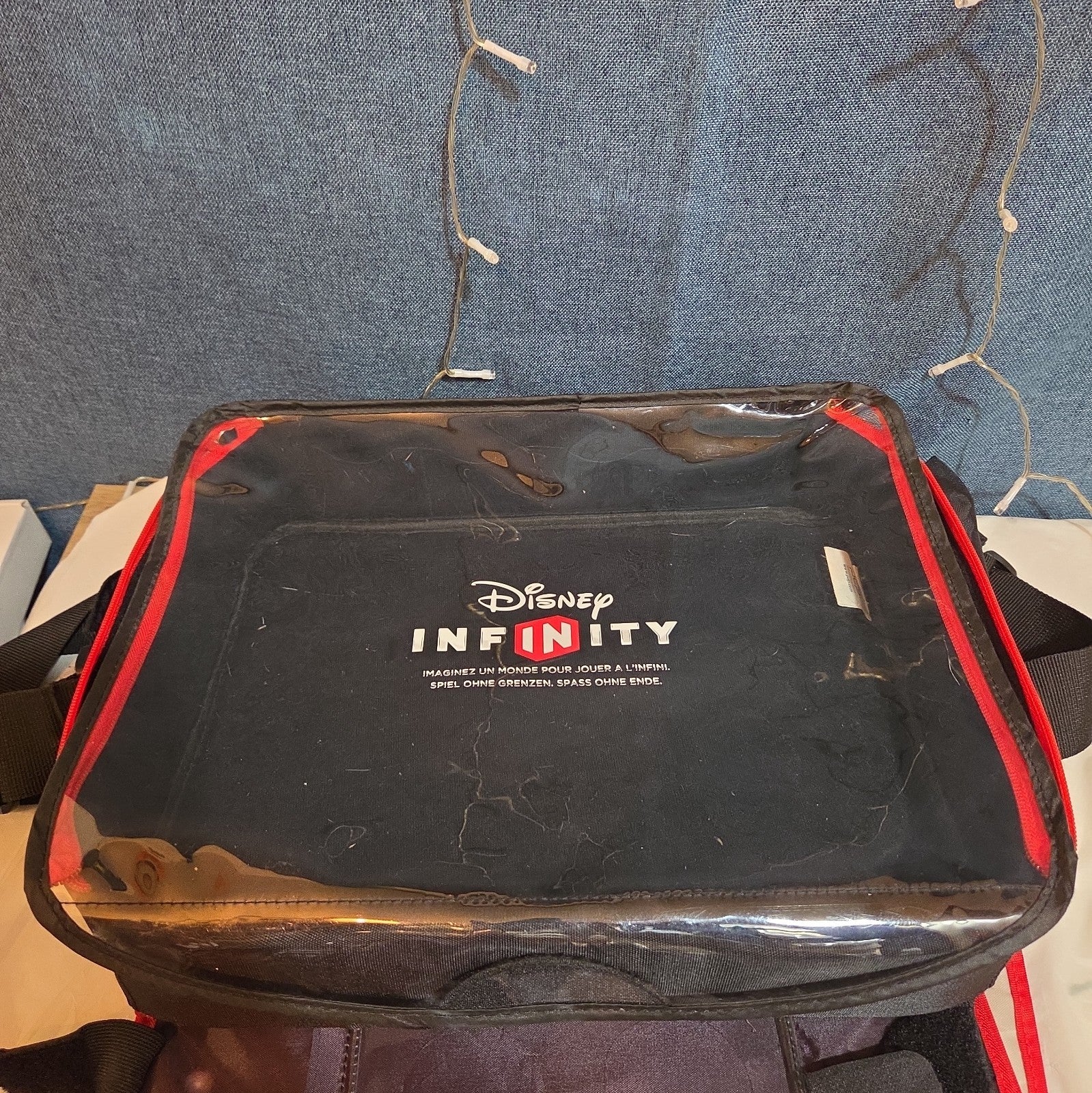 PDP Disney Infinity Play Zone Messenger Bag Fold Out Mat Y2K