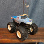 Hot Wheels Monster Jam Jurassic Attack Diecast Dinosaur Y2K