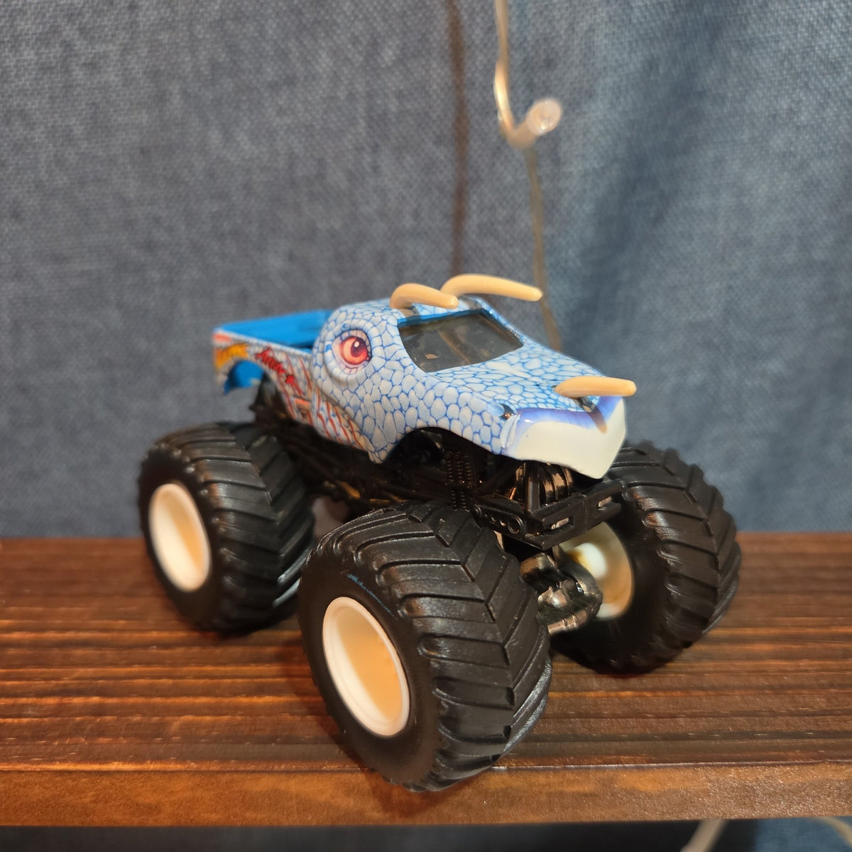 Hot Wheels Monster Jam Jurassic Attack Diecast Dinosaur Y2K