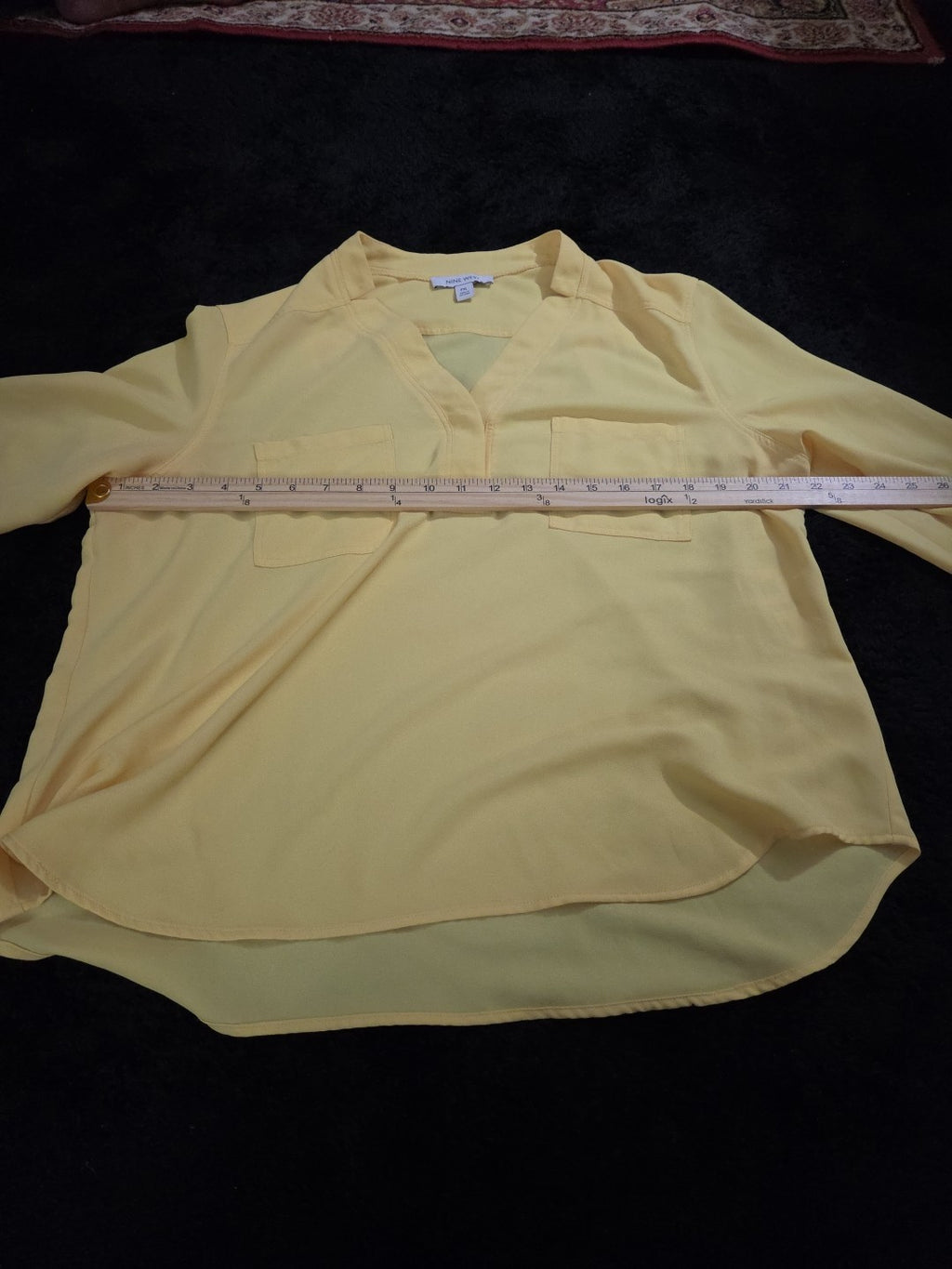Nine West Petite XL PXL Yellow V-Neck Blouse Career Long Sleeve Pockets Popover