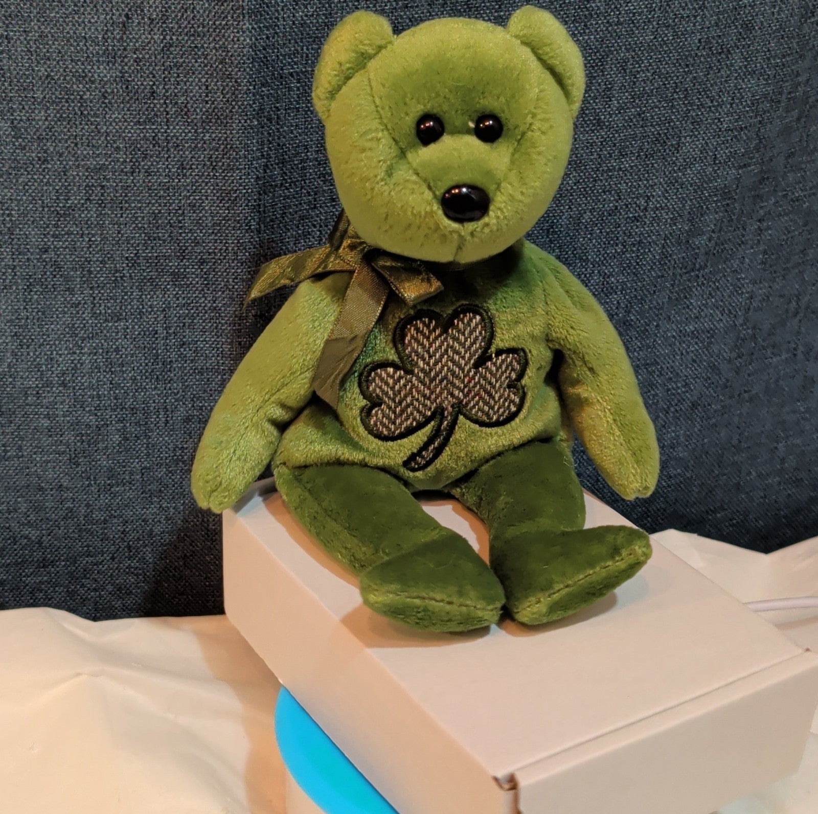 Ty Beanie Baby 2.0 Luckier the Irish Bear Green Shamrock 8" Plush