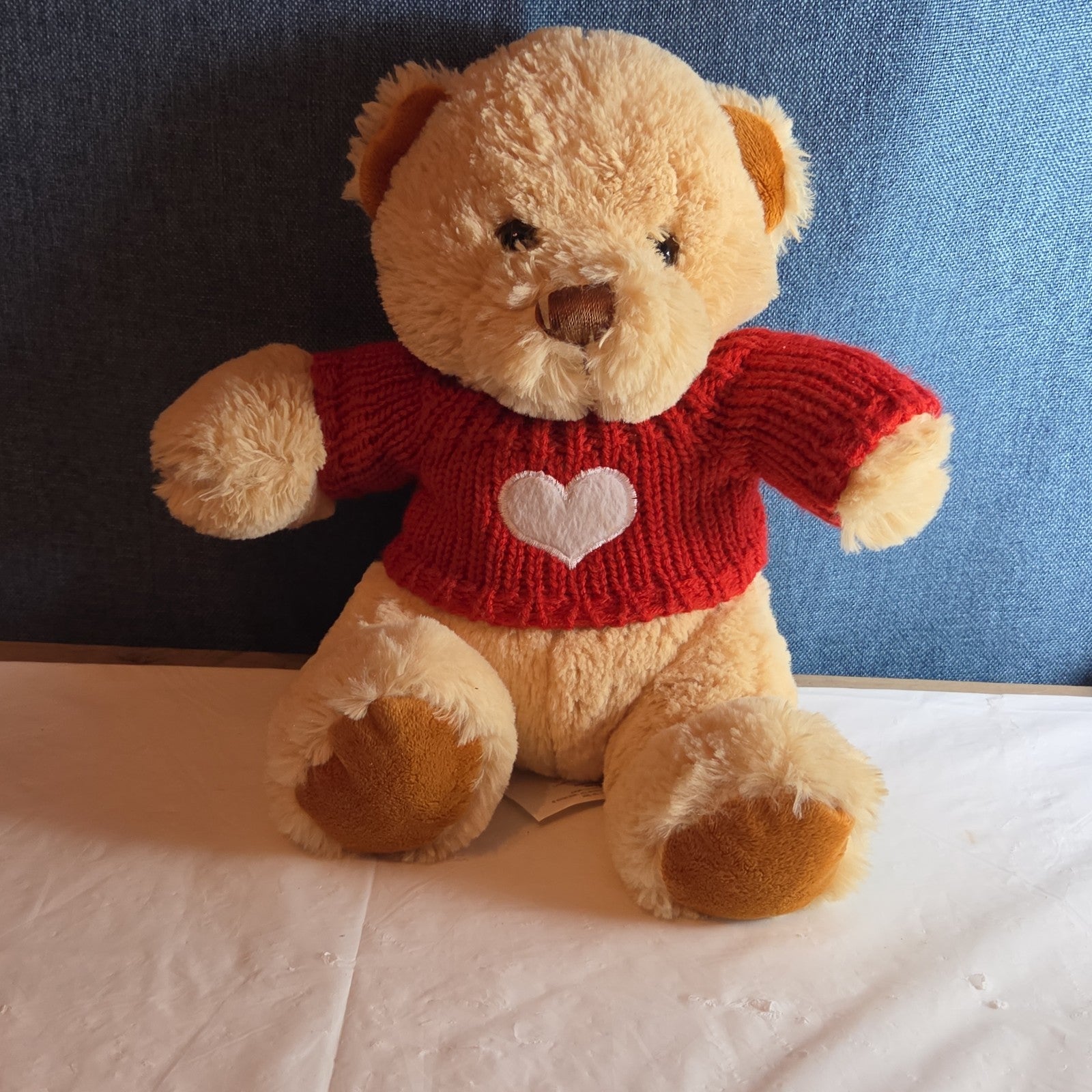 Avon 2010 Teddy Bear Plush Red Knit Heart Sweater Tan 9" Valentine