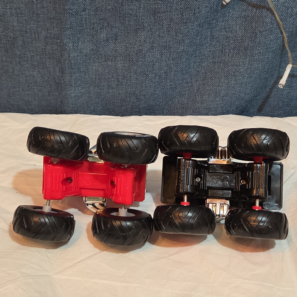 Tonka Metal Movers Monster Firetruck Ambulance Diecast 2021 Lot 2