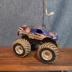 Hot Wheels Monster Jam Bounty Hunter Mud Treads Diecast 2012