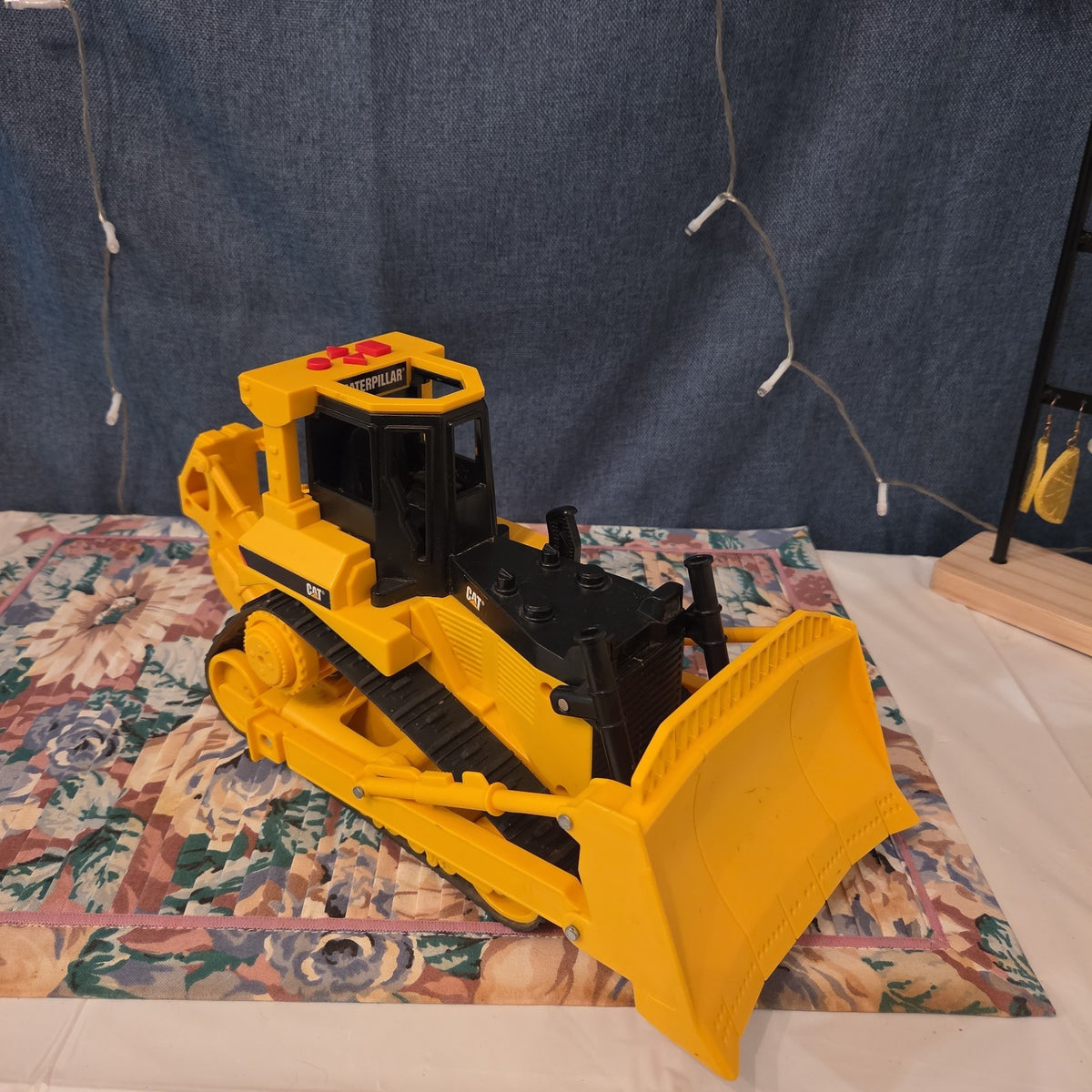 Caterpillar CAT Bulldozer Toy Plastic Construction Vehicle Y2K