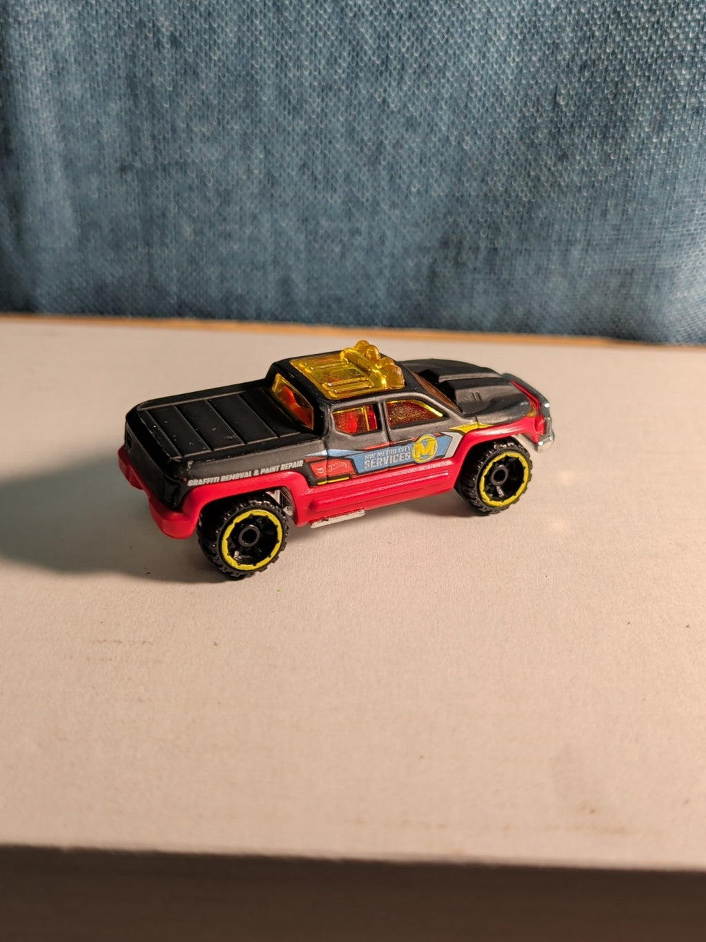 Hot Wheels Off-Duty Truck | Graffiti Removal Service | 2016 HW City Works |