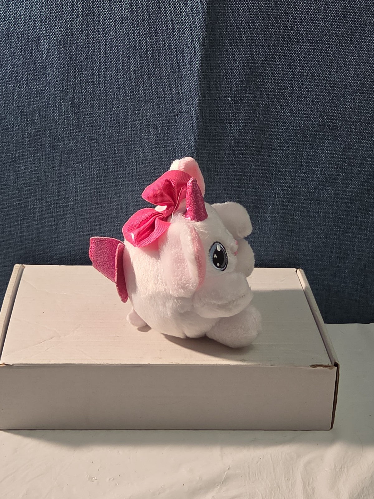 ZURU Rainbocorn Puppycorn Penny the Pug 5" Plush White Pink Bow Glitter Horn