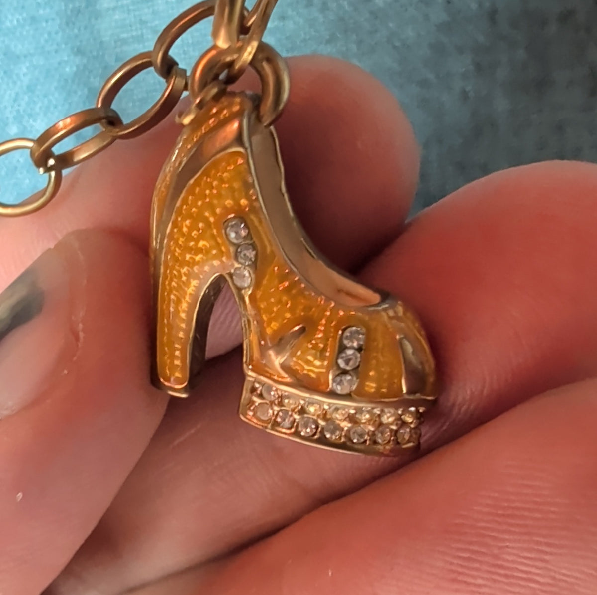 High Heel Shoe Pendant Necklace Gold Tone Rhinestone Y2K