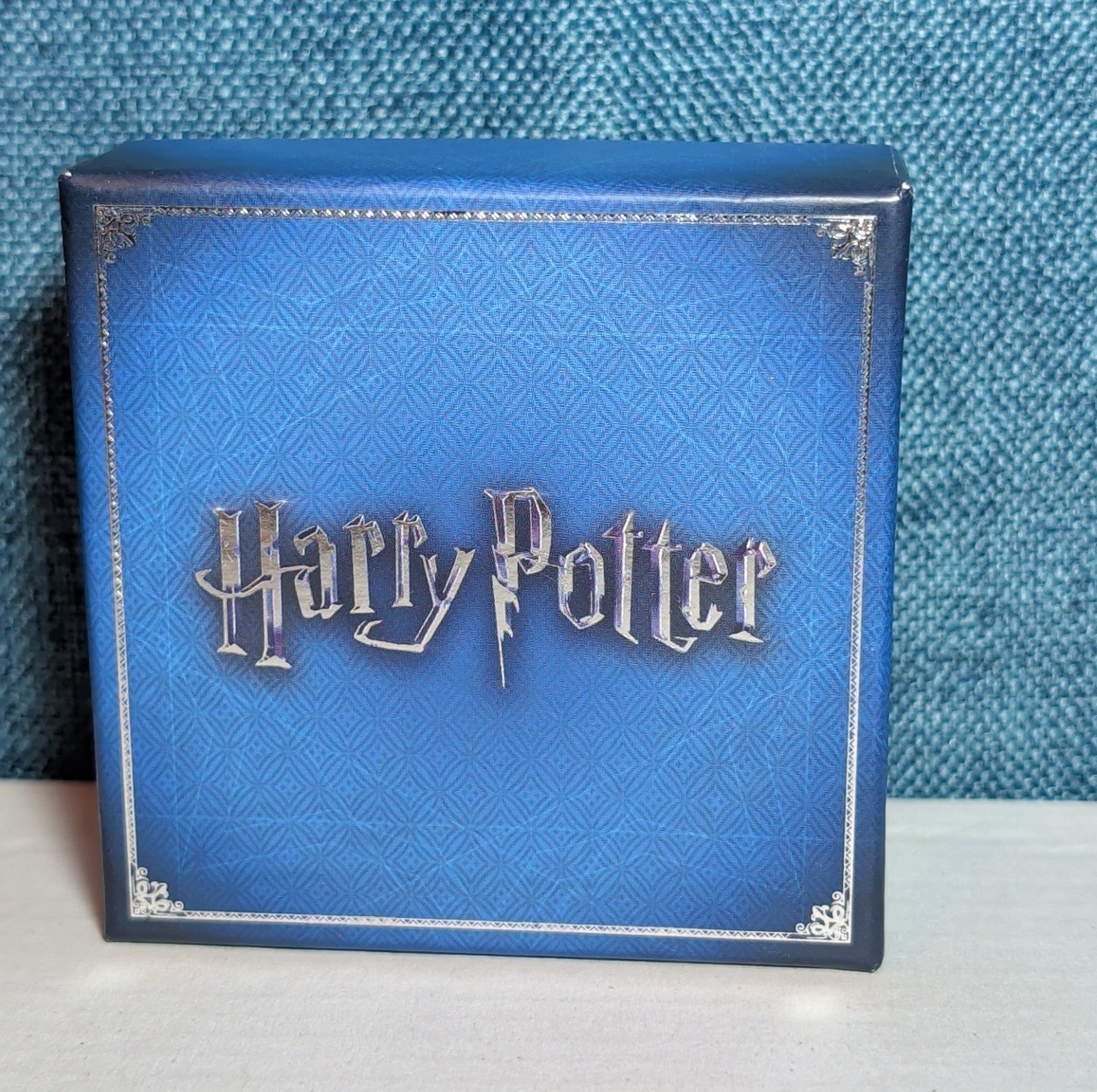 Harry Potter Hogwarts Crest Pocket Watch Brass Tone Steampunk Retro NIB