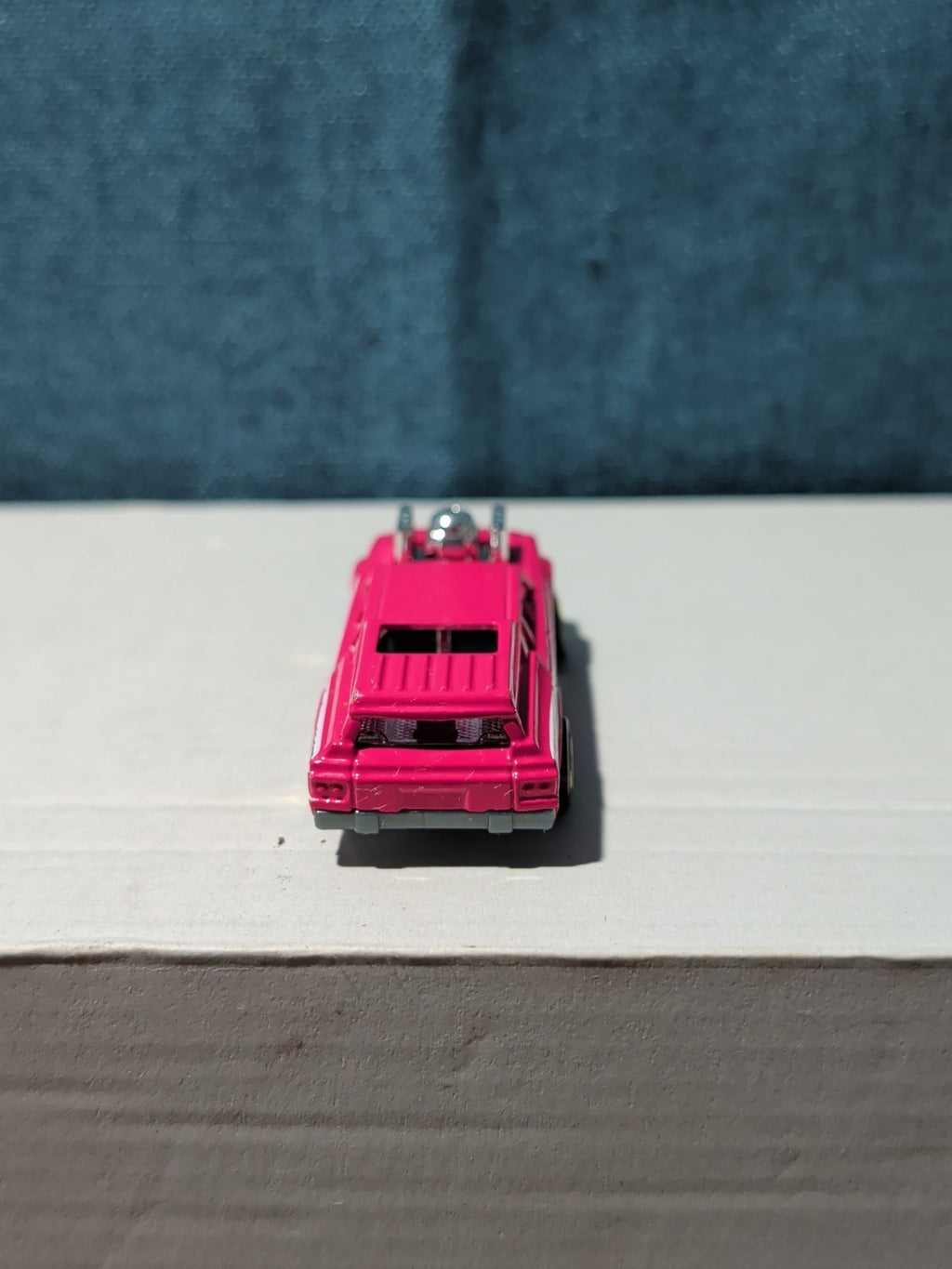 Hot Wheels Cruise Bruiser Pink | 2015 HW Wagons Demolition Derby | Loose Diecast