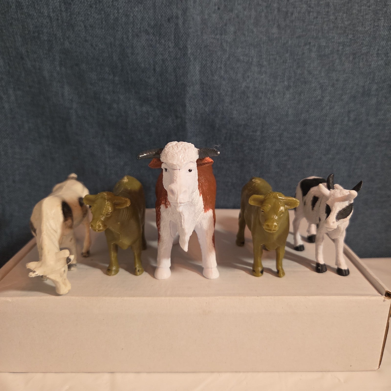 Plastic Animal Figures Toy Lot 24pc Safari Farm Zoo Animals