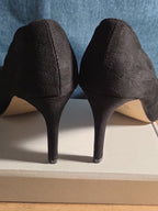 Esmara Black Suede Scalloped Heels Pumps Pointed Toe Size 8