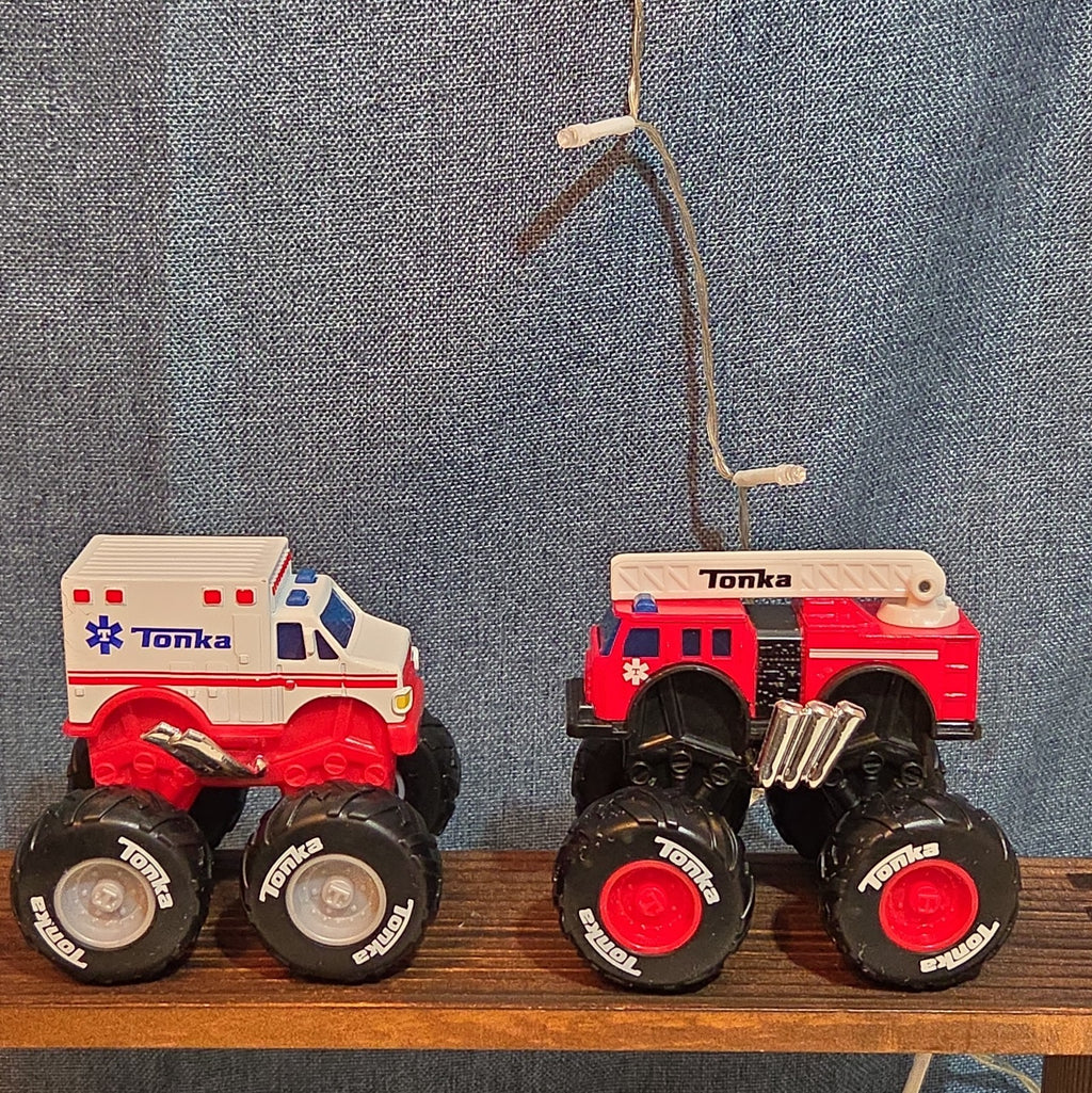Tonka Metal Movers Monster Firetruck Ambulance Diecast 2021 Lot 2