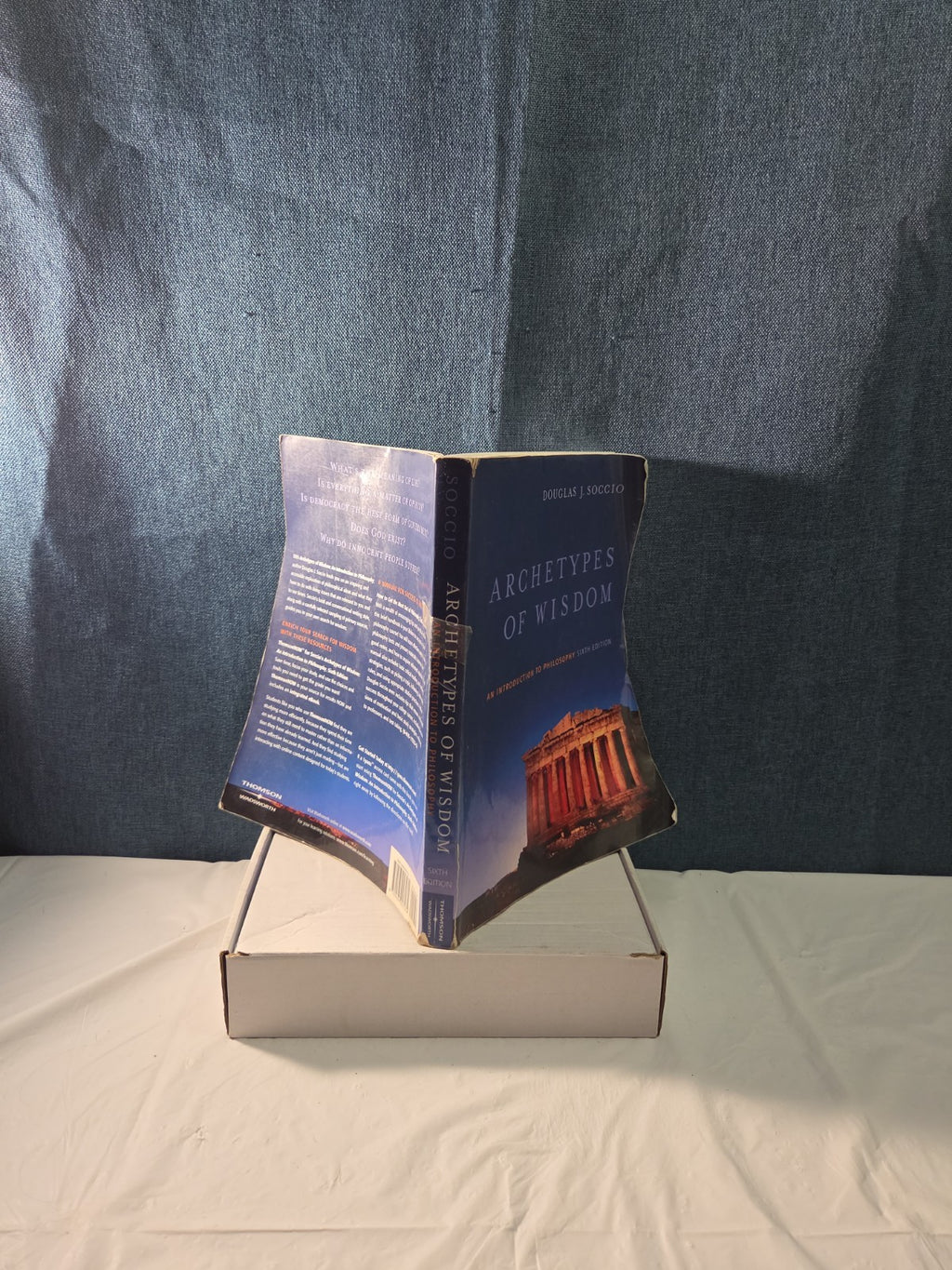 ARCHETYPES OF WISDOM: AN INTRODUCTION TO PHILOSOPHY By Douglas J. Soccio
