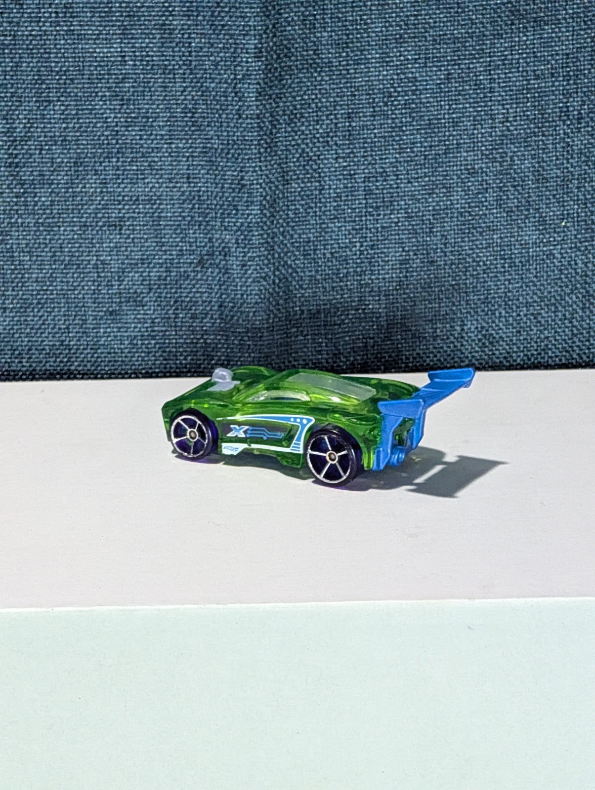 Hot Wheels Paradigm Shift | 2016 X-Raycers 5-Pack | Translucent Green | Loose