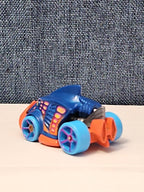 Hot Wheels Piranha Terror | 2013 First Edition | Blue & Orange Creature Car
