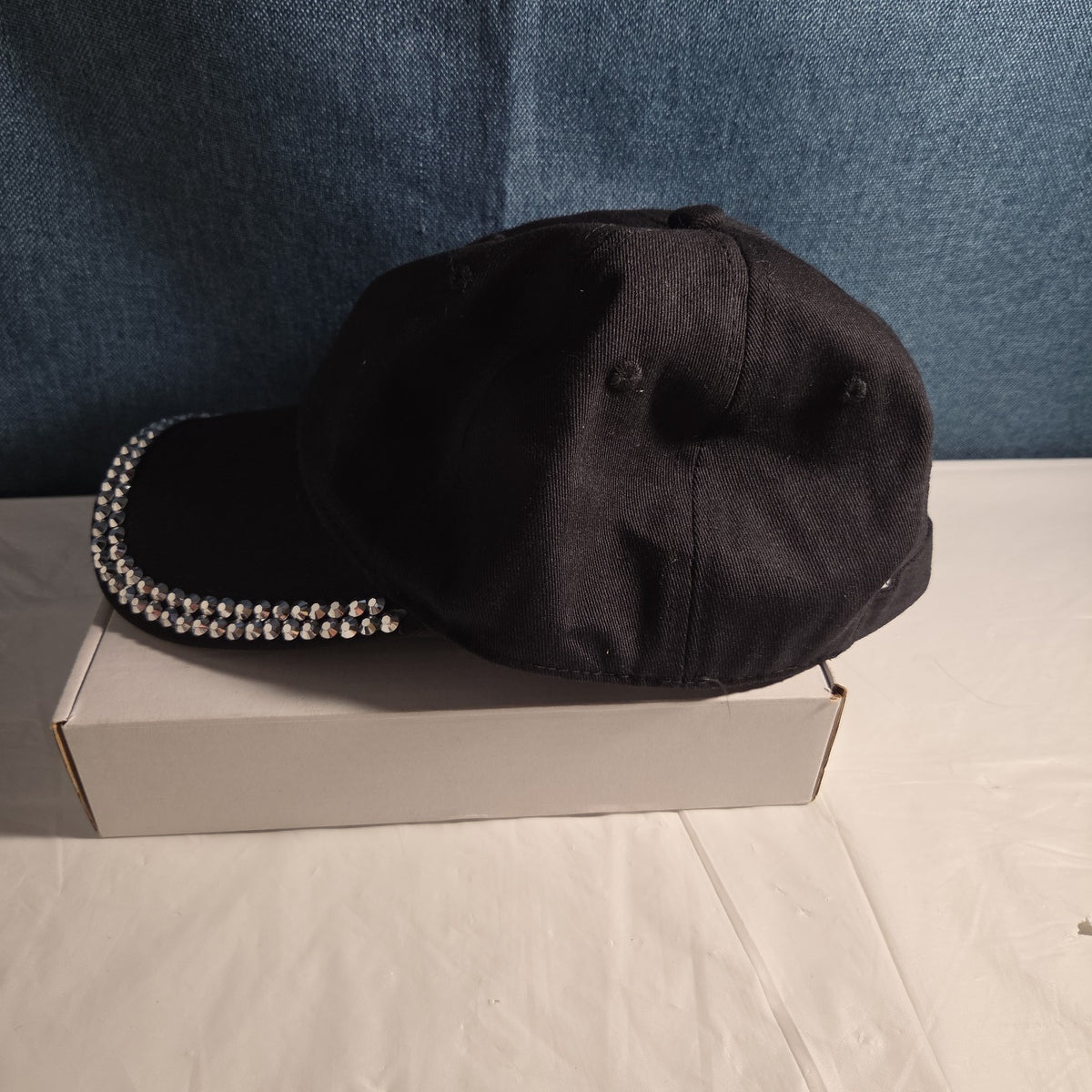 Black Rhinestone Trim Baseball Cap Peng Yuan
