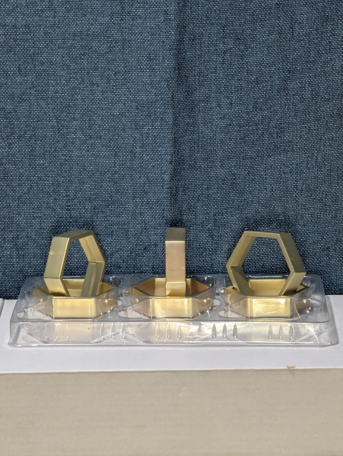 Set of 6 Modern Gold Hexagon Napkin Rings | Metal Geometric Table Decor | NEW