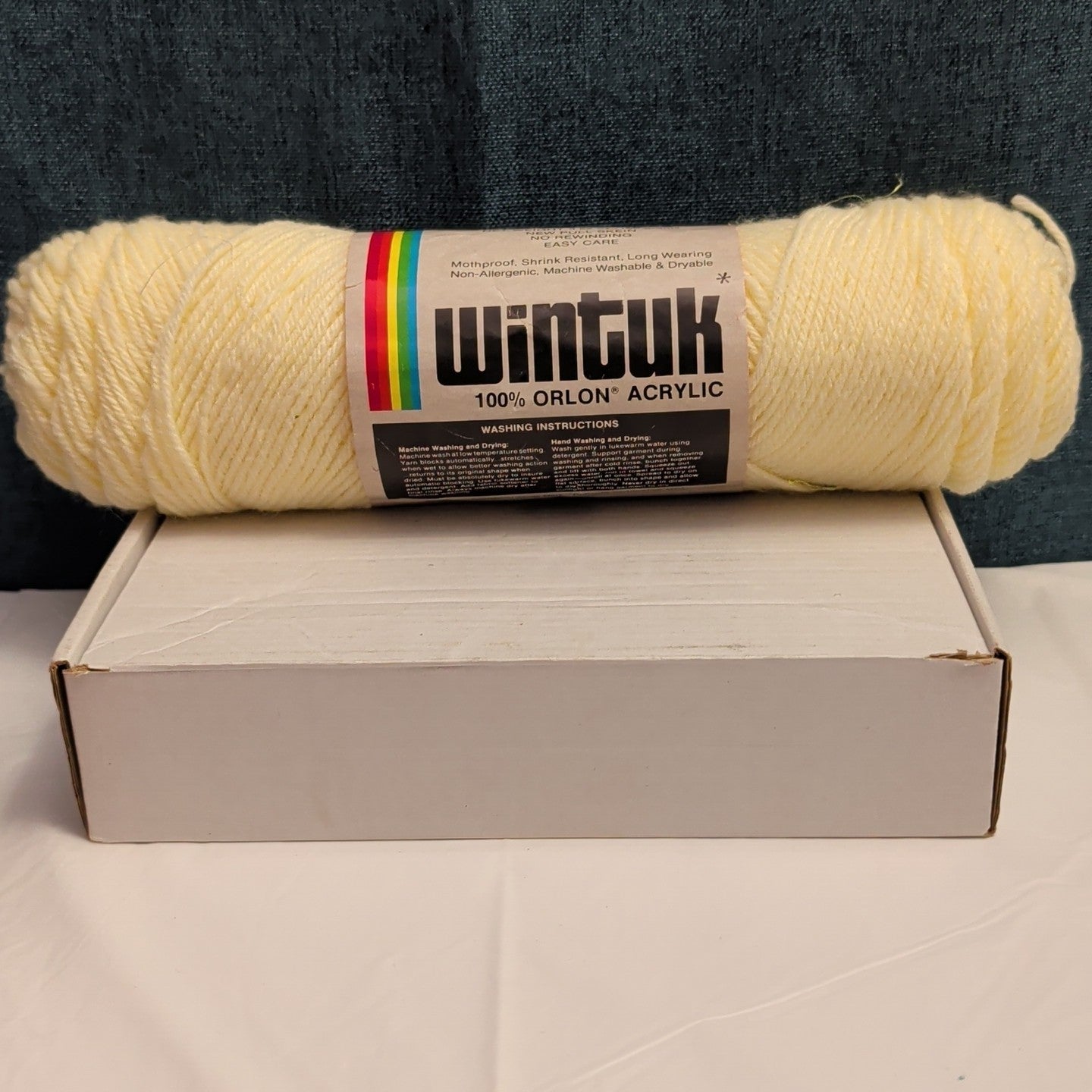 Vintage Wintuk Yarn 100% Orlon Acrylic Fisherman Cream 4-Ply Worsted Weight NOS