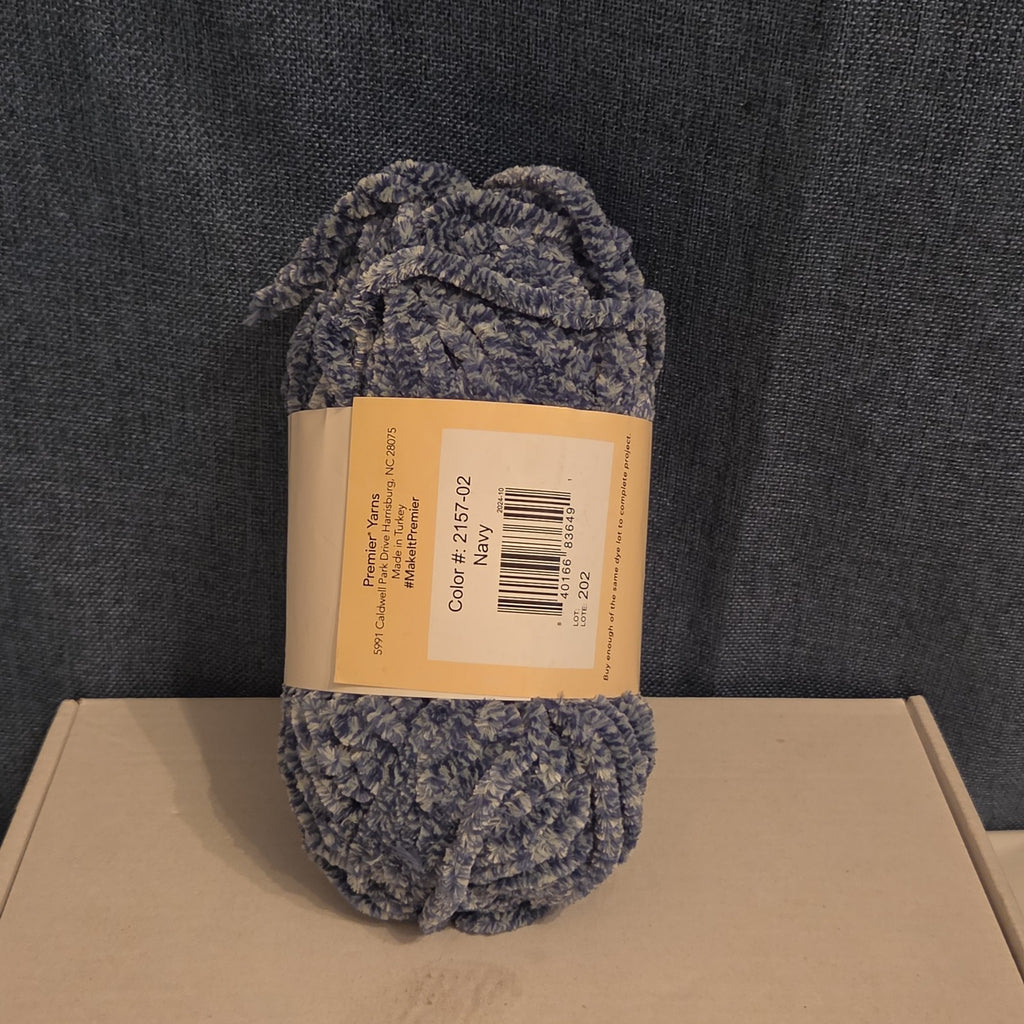 Premier Just Chenille Medley Yarn Navy Blue Lot 202 Bulky 5 Polyester