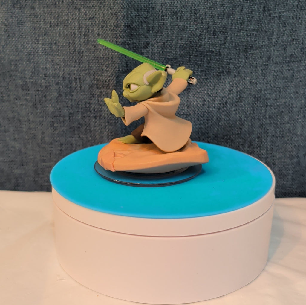 Disney Infinity Yoda Star Wars PVC Figure Loose PreOwned INF-1000202