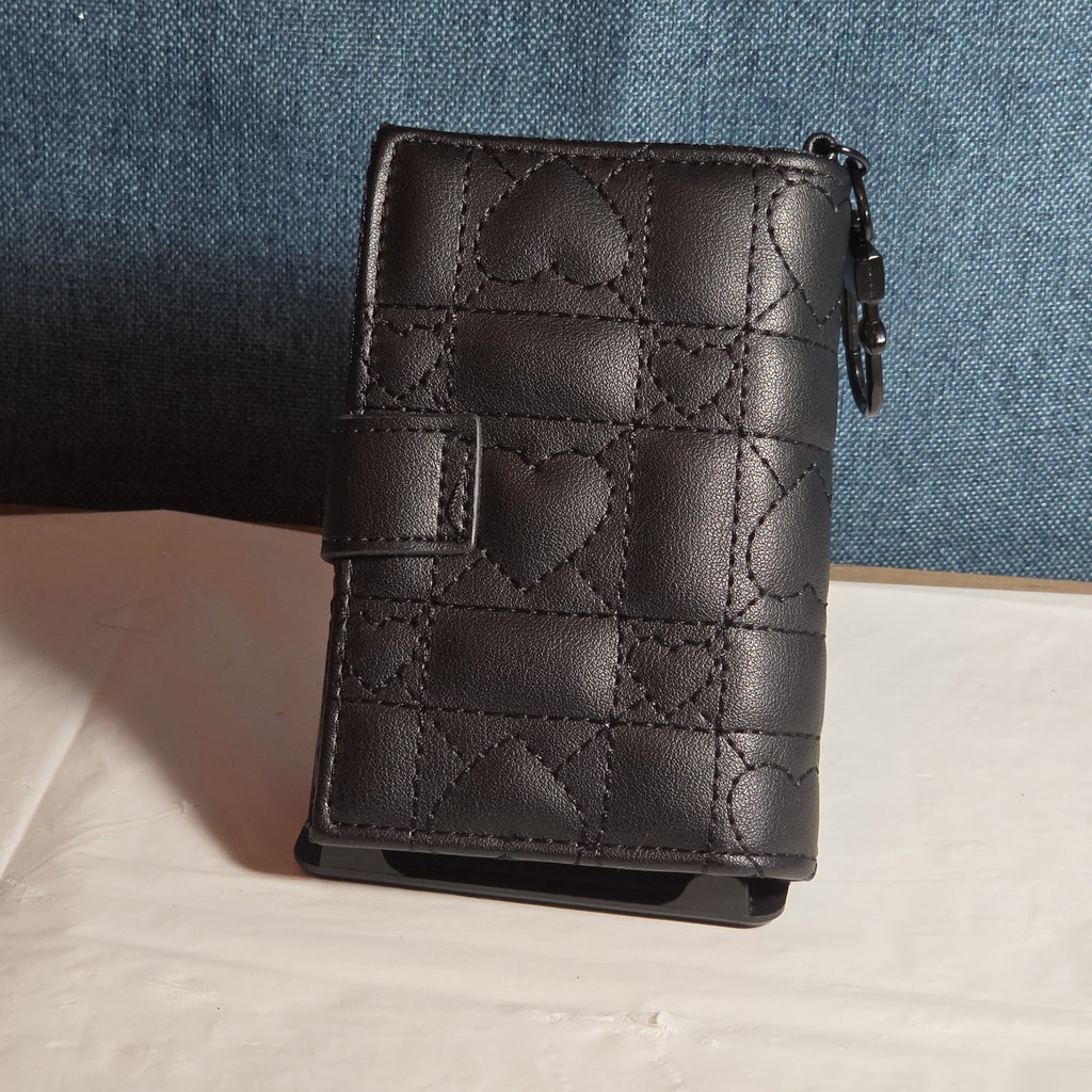 Betsey Johnson Luv Betsey Heart Quilted Wallet Y2K Goth
